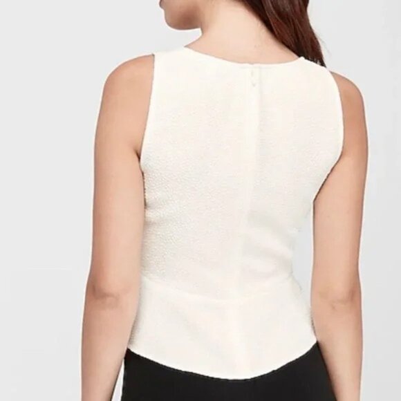 Express Textured Ruched Front Peplum Tank L - Picture 3 of 3